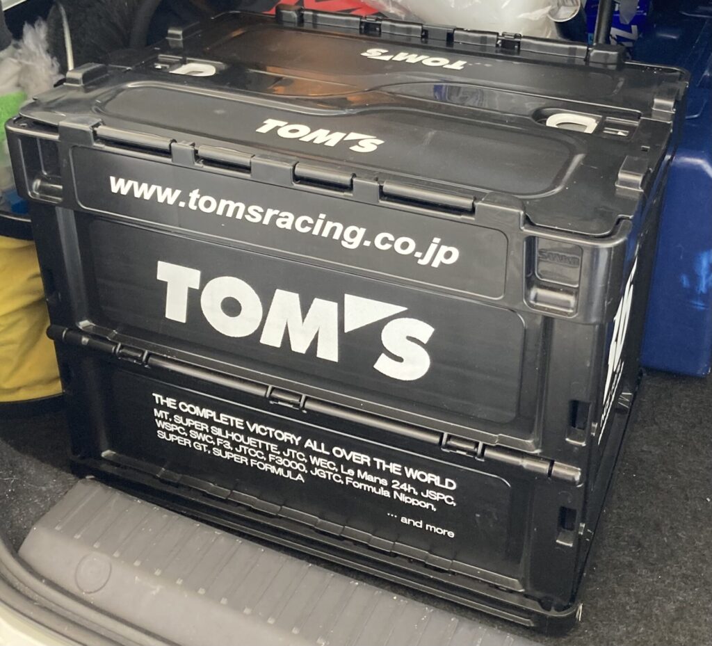 TOM‘S折り畳みコンテナ20L
