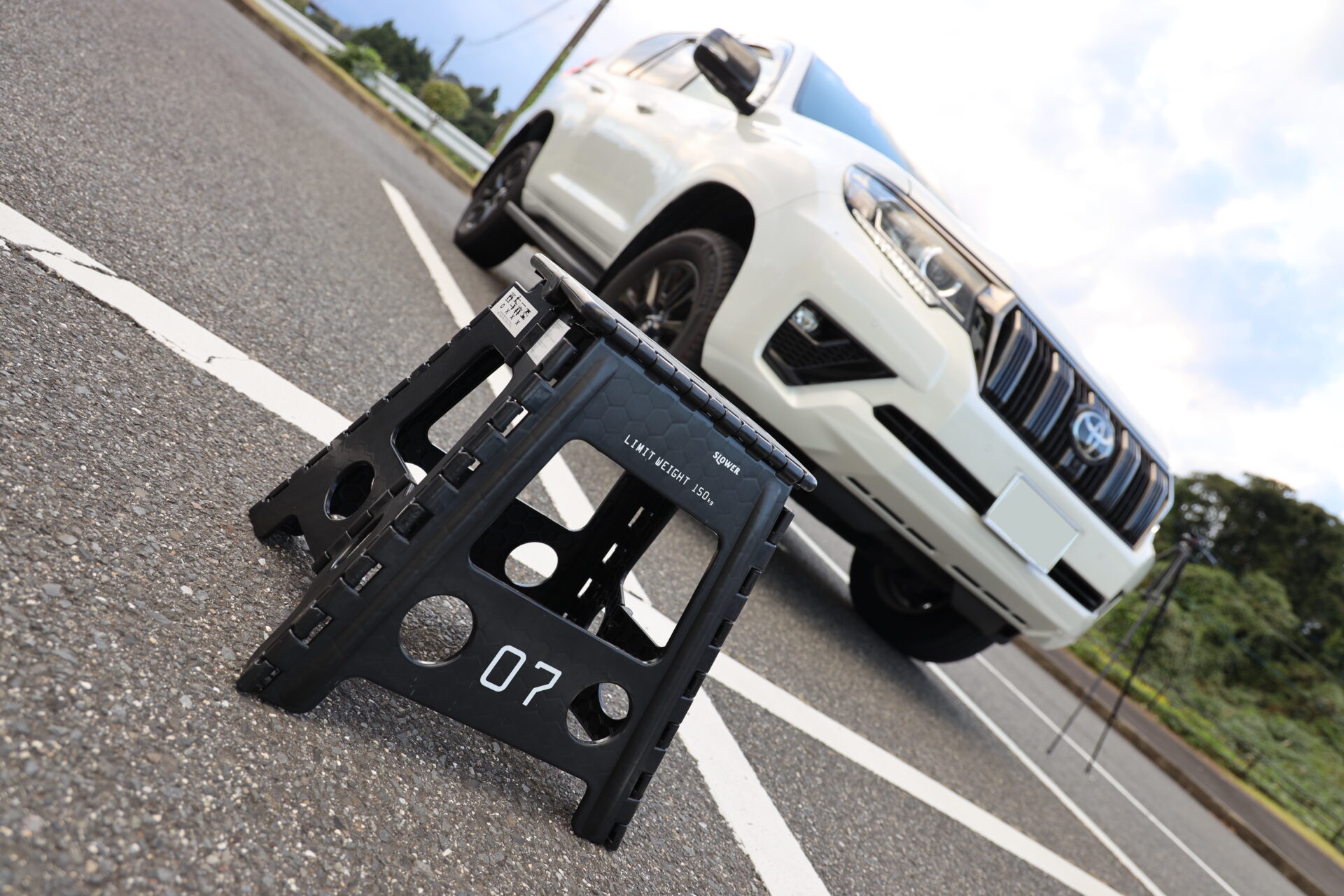 ランクル洗車には必需品！？ SLOWER折りたたみステップ｜86プラド.com