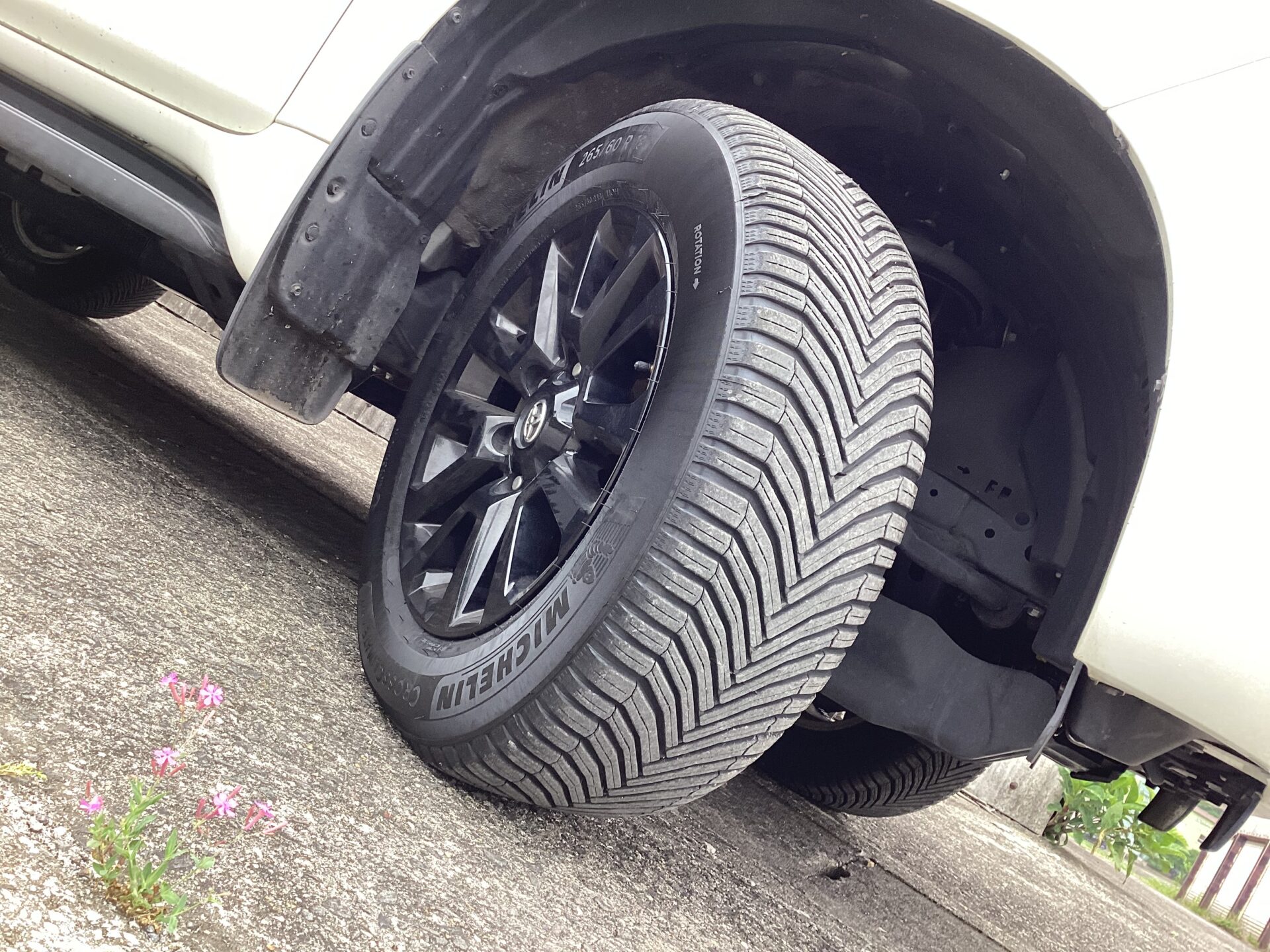 150プラド 納車後初のタイヤ交換！ 2025年6月8日 36225km〈PR